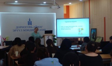 Аймгийн Үйлдвэрчний эвлэлийн хороо, ХАБЭА-н зөвлөлтэй хамтран эрүүл мэндийн байгууллагуудын удирдлагууд, хөдөлмөрийн аюулгүй байдал, эрүүл ахуй хариуцсан ажилтан, эмч, мэргэжилтнүүдэд "Хөдөлмөрийн аюулгүй байдал, эрүүл ахуйн тухай мэдлэг олгох" сургалт зохион байгуулагдлаа.