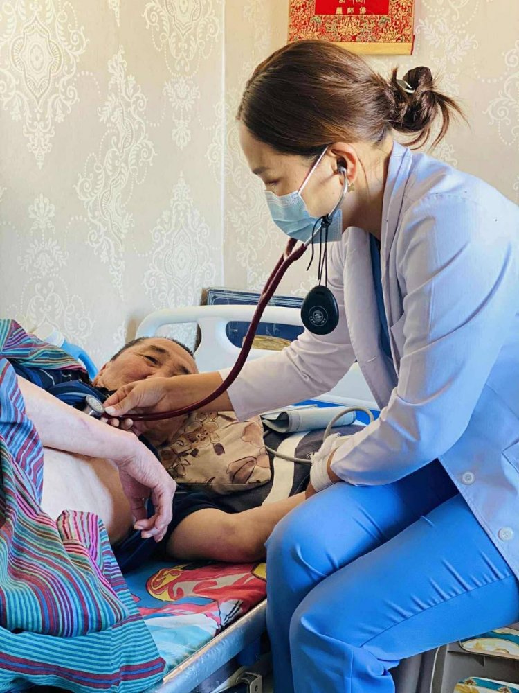 ТОМУУГИЙН ЭСРЭГ ВАКЦИНААР ДАРХЛААЖУУЛАХ АЖЛЫГ ЗОХИОН БАЙГУУЛЖ БАЙНА.