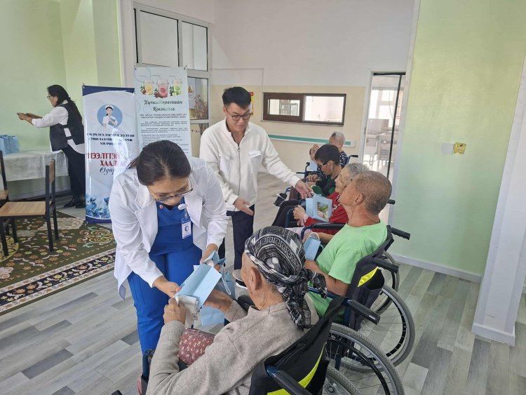 "АХМАДЫН САРЫН АЯН"