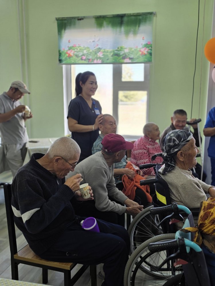 "АХМАДЫН САРЫН АЯН"